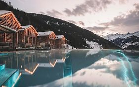 Boutique Hotel und Chalets Bergwiesenglück